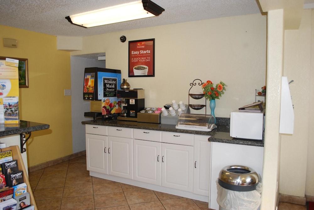 Econo Lodge San Marcos University Area Extérieur photo