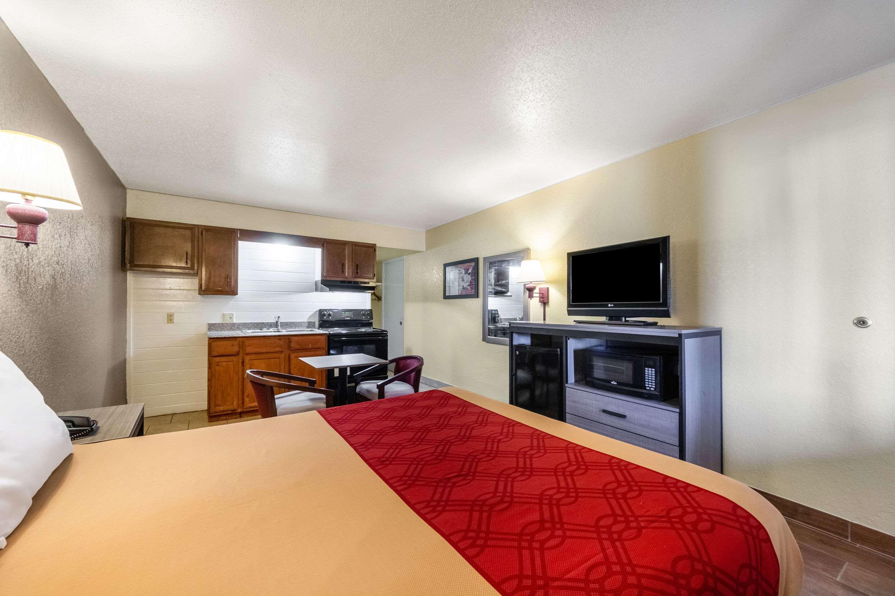 Econo Lodge San Marcos University Area Extérieur photo