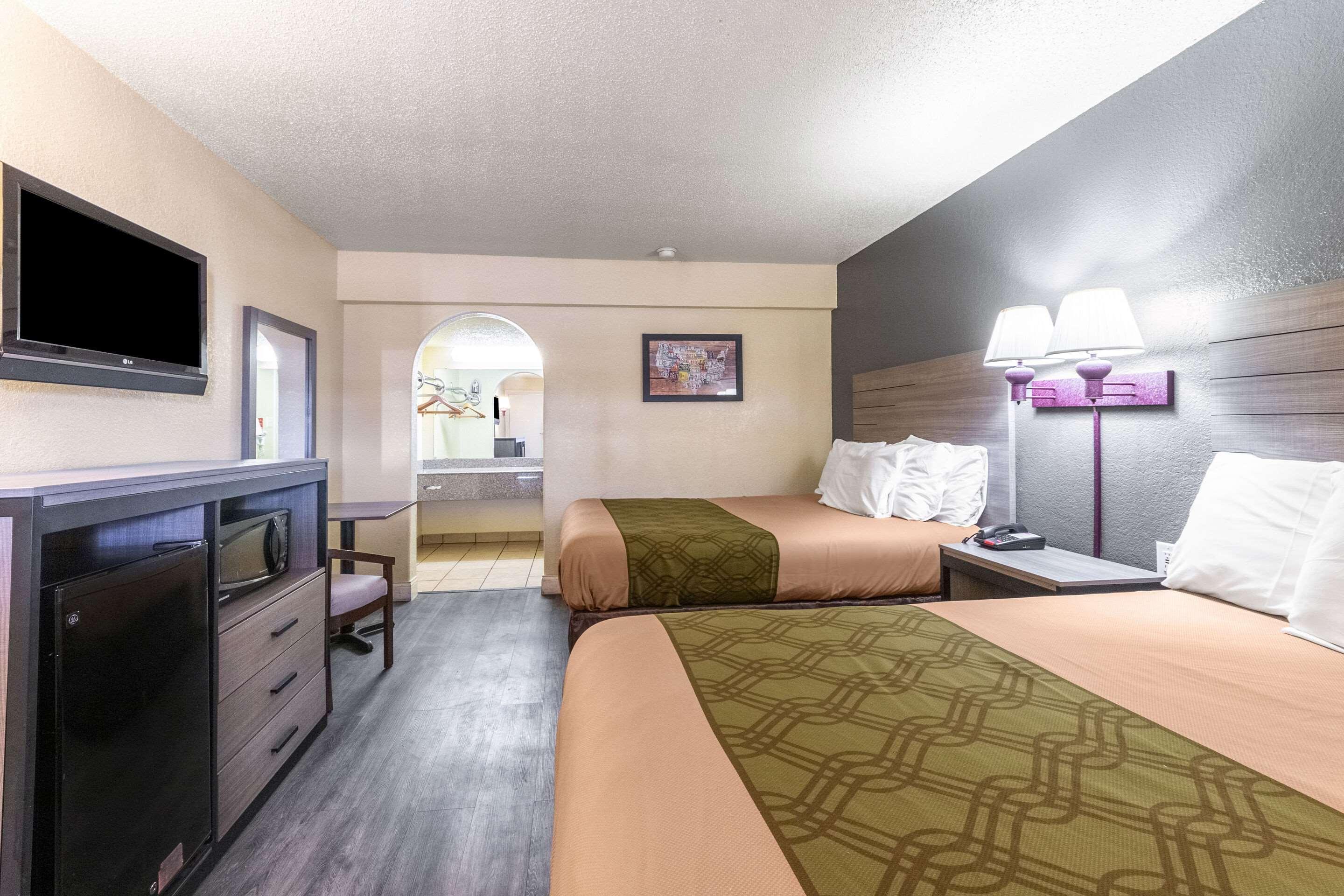 Econo Lodge San Marcos University Area Extérieur photo