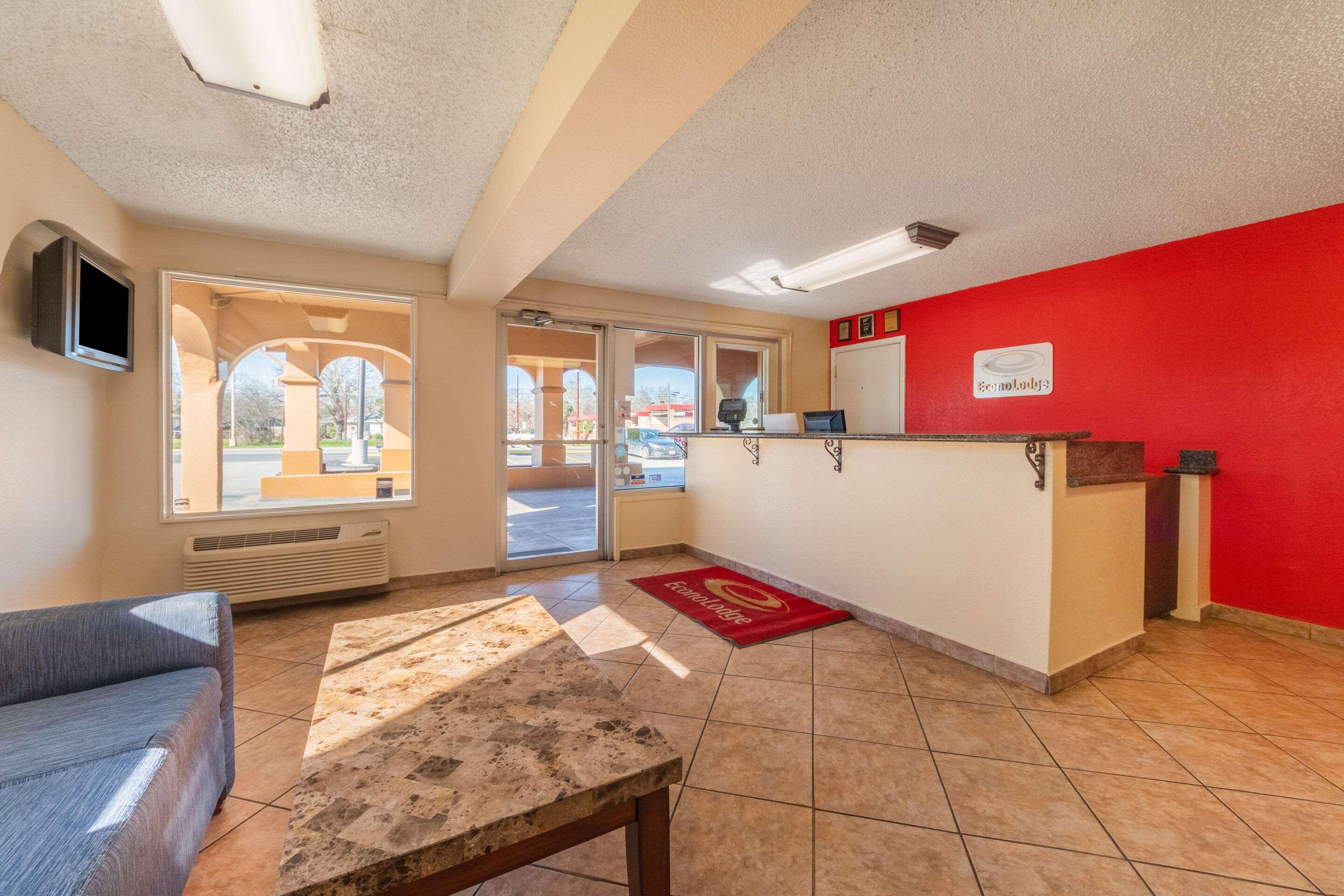 Econo Lodge San Marcos University Area Extérieur photo